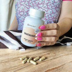 Shatavari 450mg x 120kps - rostlinný extrakt pro nutriční podporu ženského komfortu a hormonální rovnováhy